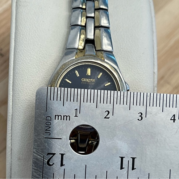 Citizen Eco-Drive Ladies Watch Two Tone Bracelet and Case Black Dial - Picture 10 of 11